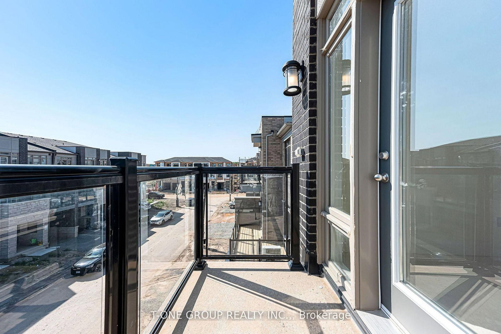 3321 Azam Way • Oakville, ON photo 17