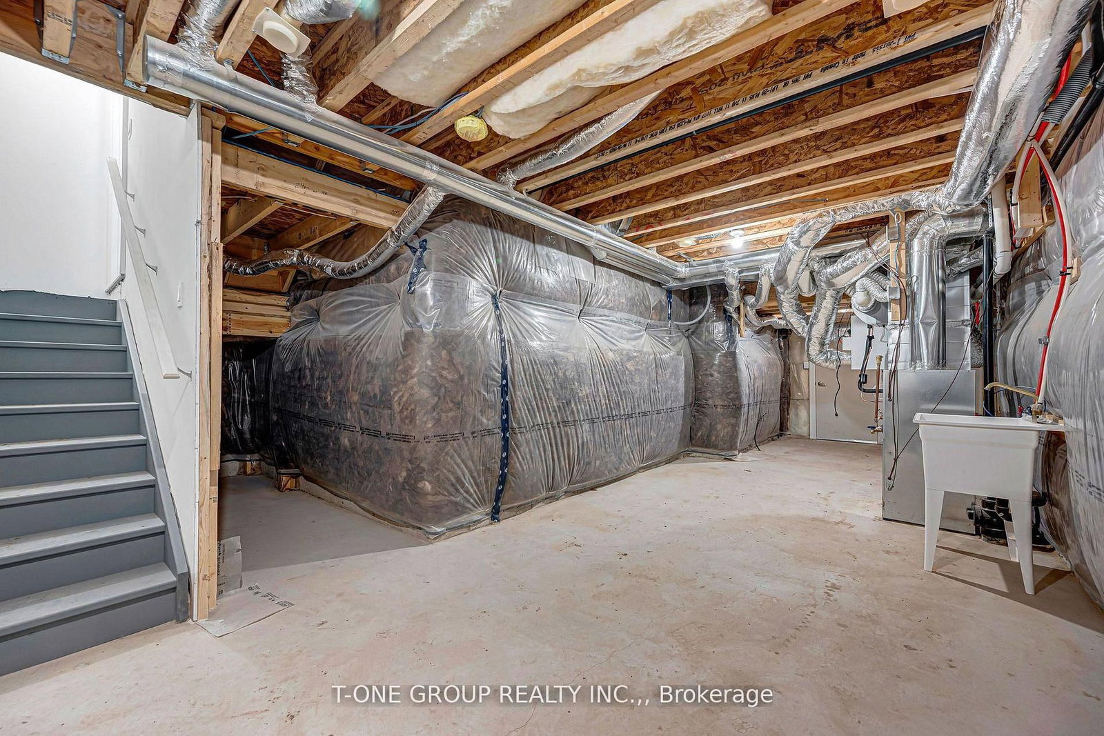 3321 Azam Way • Oakville, ON photo 24