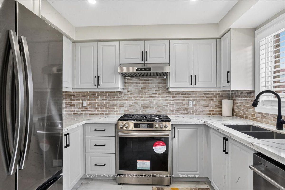 43 Coppermill Drive • Brampton, ON photo 10