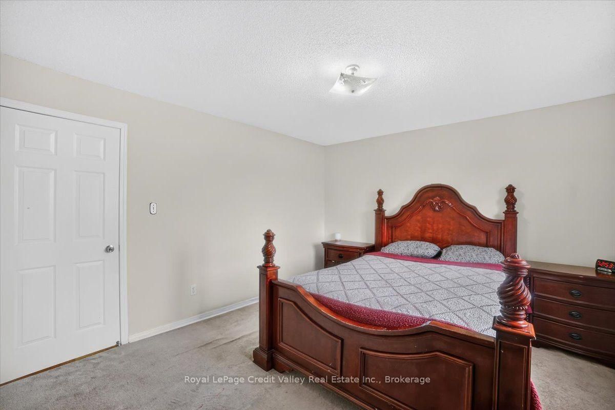 43 Coppermill Drive • Brampton, ON photo 14
