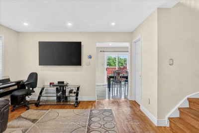 43 Coppermill Drive • Brampton, ON photo 3