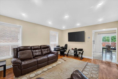 43 Coppermill Drive • Brampton, ON photo 5