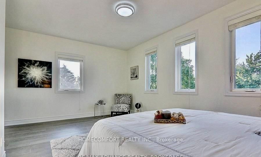 86 Bristol Road • Toronto, ON photo 23