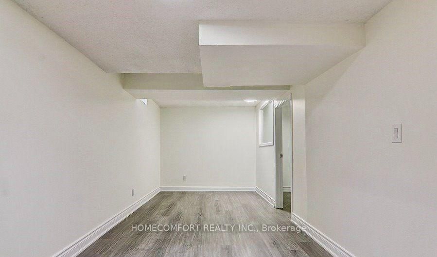 86 Bristol Road • Toronto, ON photo 34