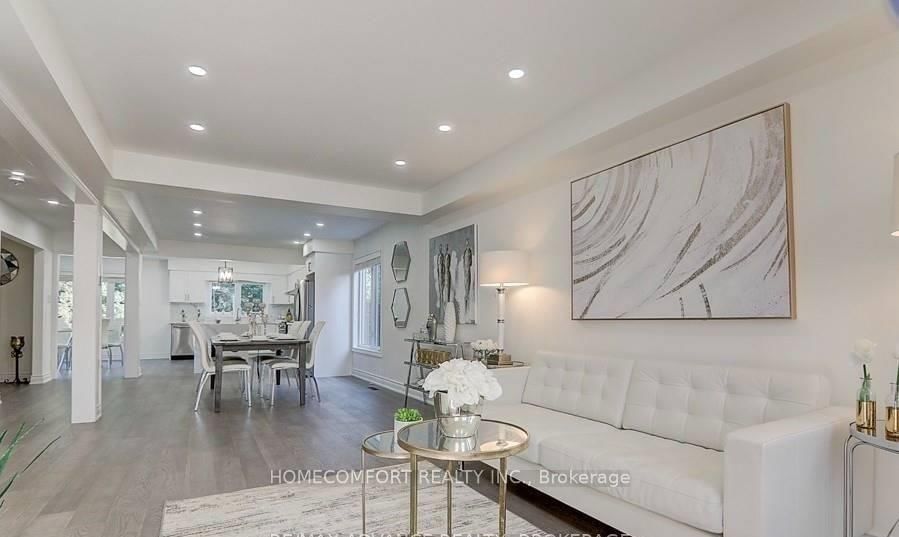 86 Bristol Road • Toronto, ON photo 4