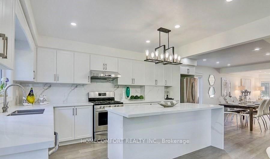 86 Bristol Road • Toronto, ON photo 8