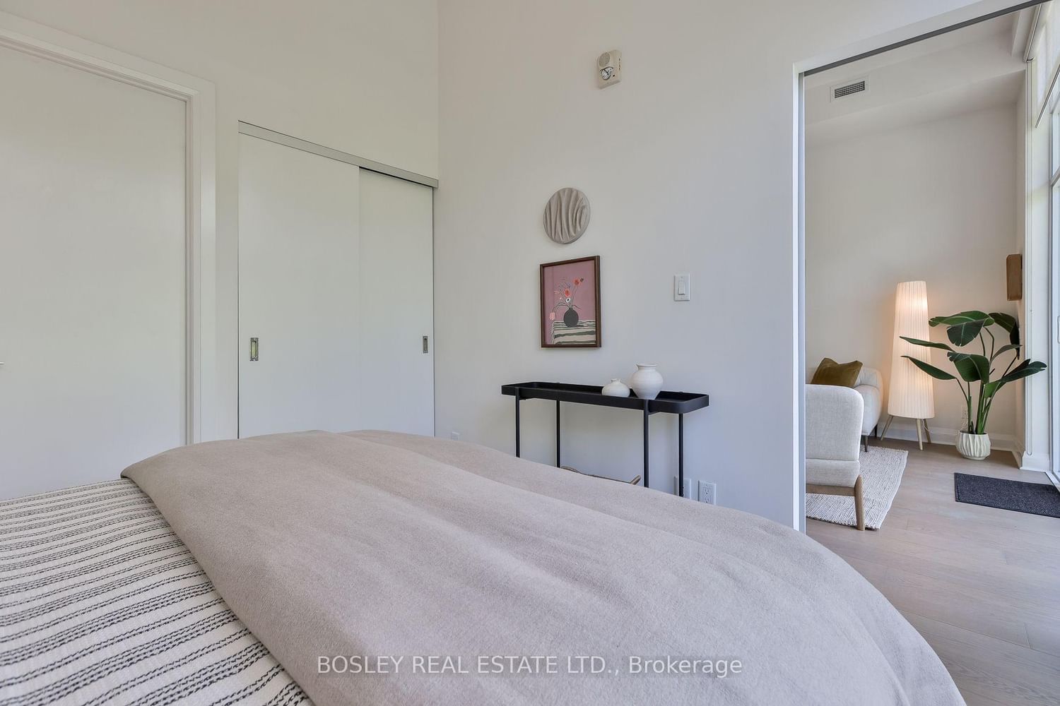 245 Perth Avenue • #102 • Toronto, ON photo 16