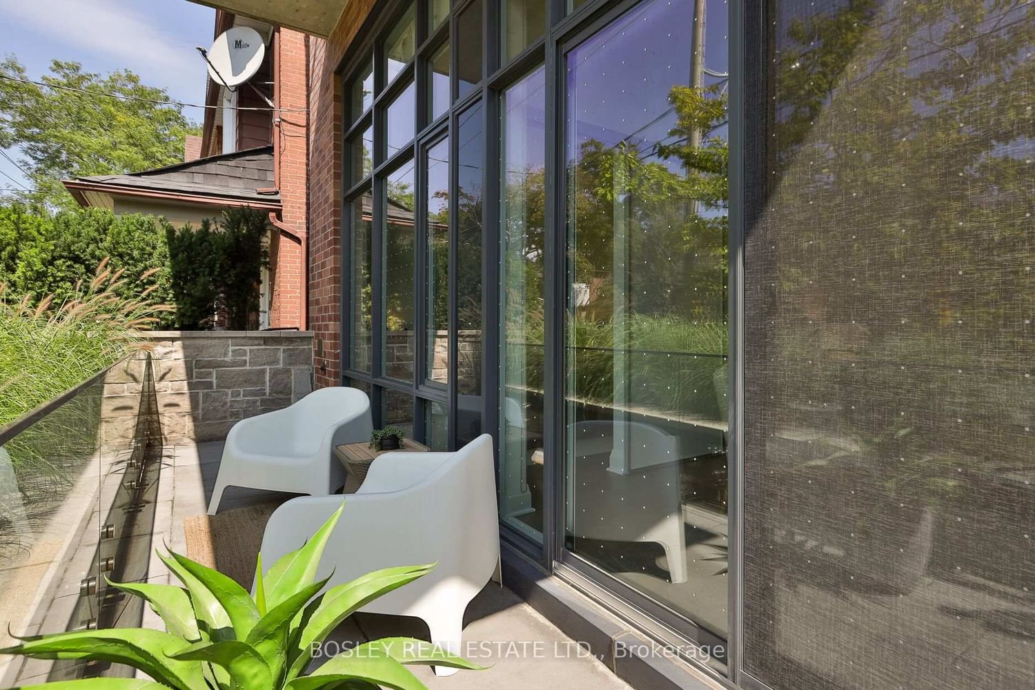 245 Perth Avenue • #102 • Toronto, ON photo 26