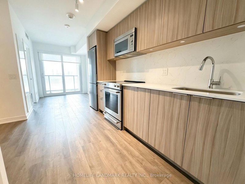 312 - 30 Samuel Wood Way
