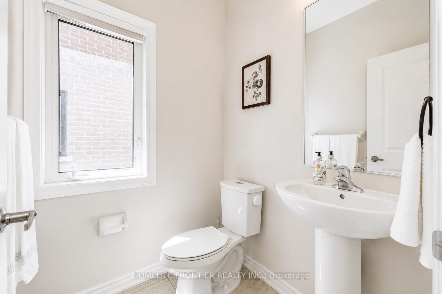 879 Plum Milton,ON L9E 1E1 — Photo 10