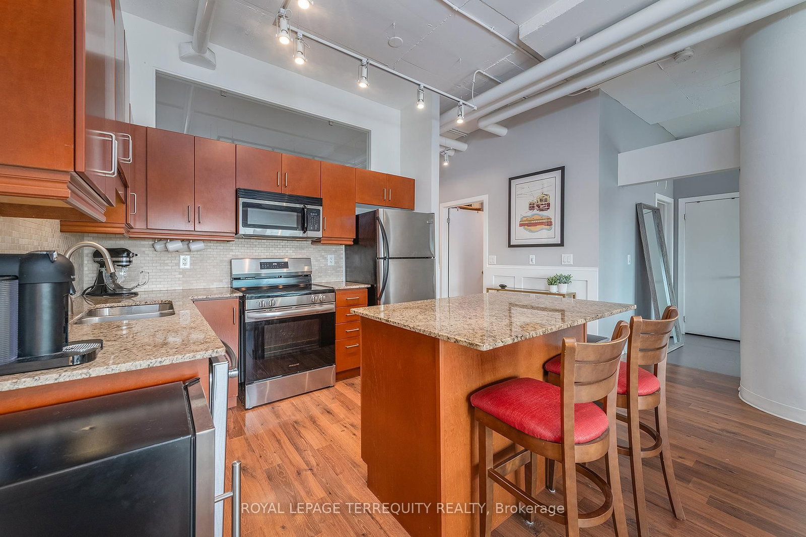 2 Fieldway Road • #707 • Toronto, ON photo 10
