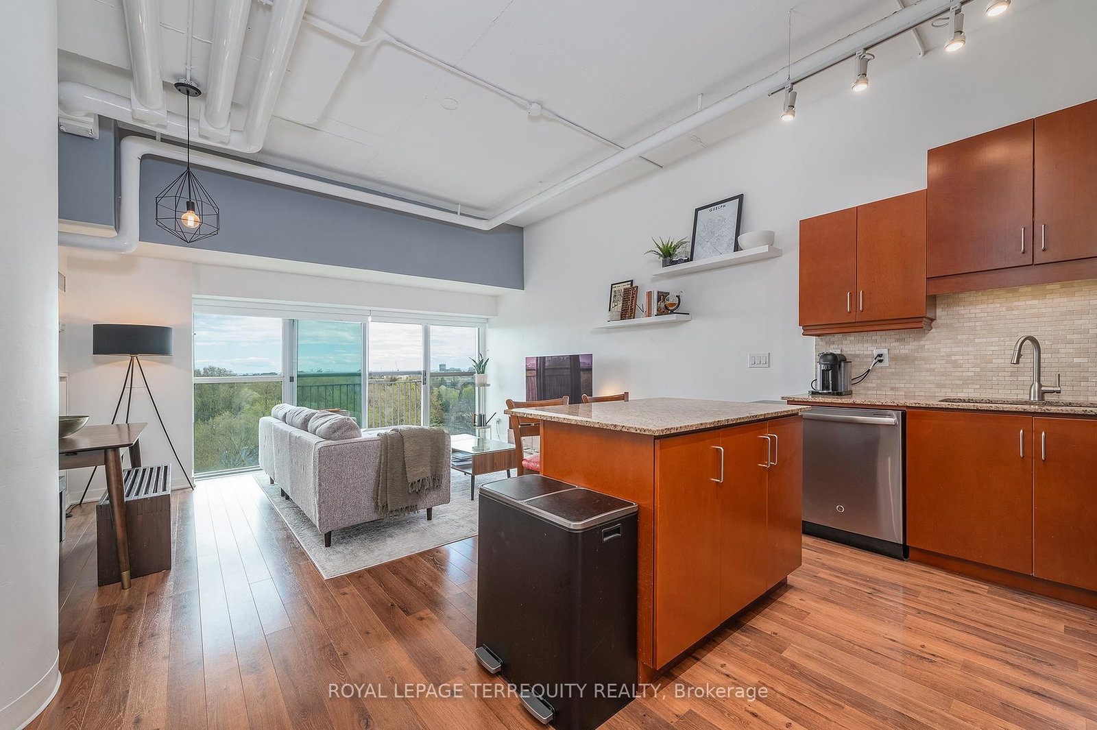 2 Fieldway Road • #707 • Toronto, ON photo 6