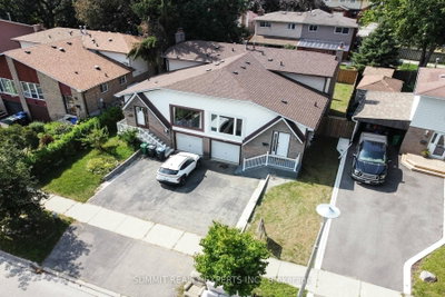 44 Nancy Mccredie Drive • Brampton, ON photo 3