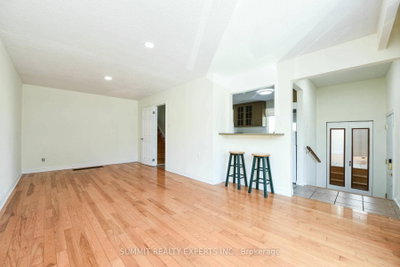 44 Nancy Mccredie Drive • Brampton, ON photo 9