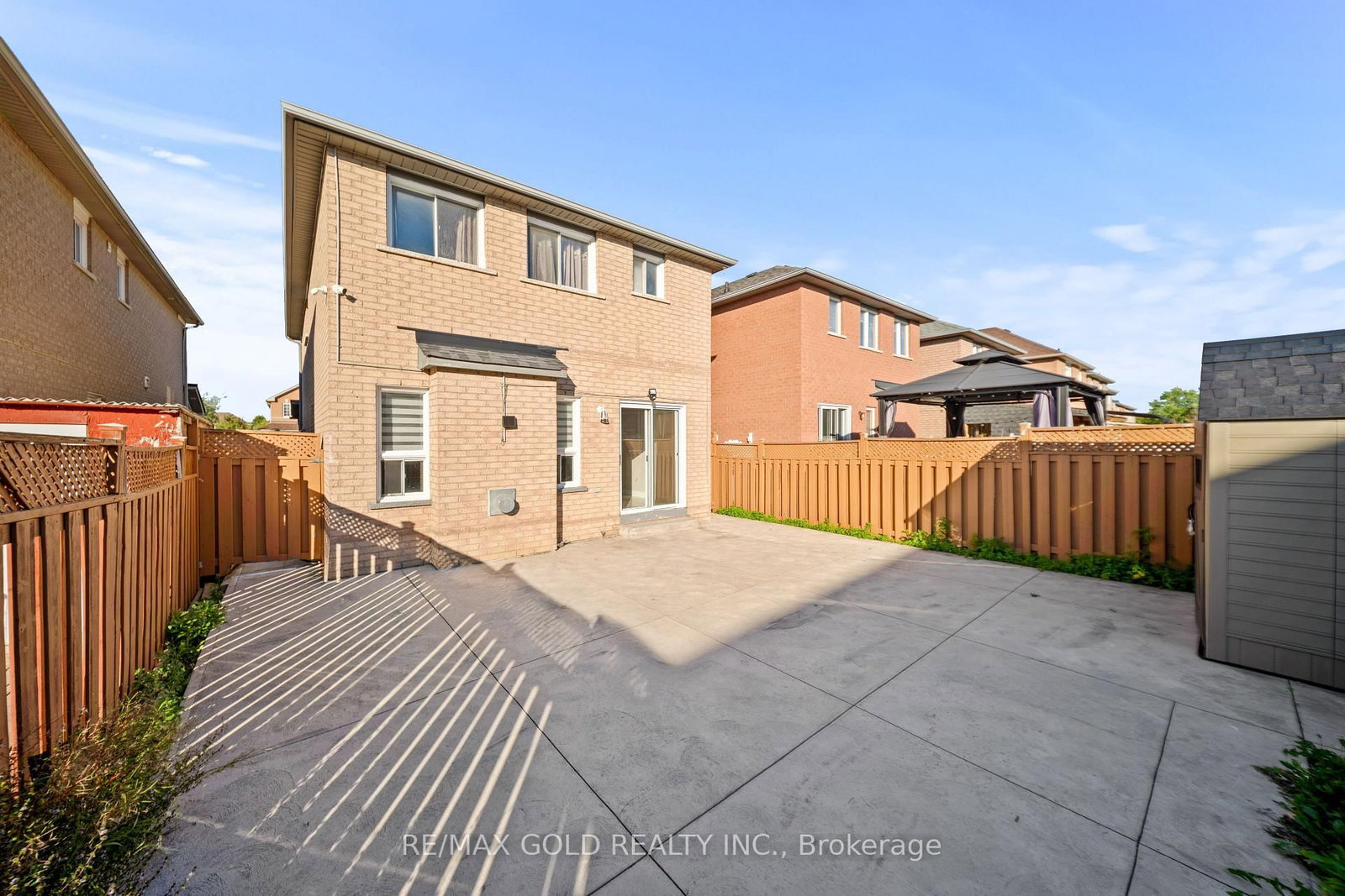 24 Alberta Terrace • Brampton, ON photo 16