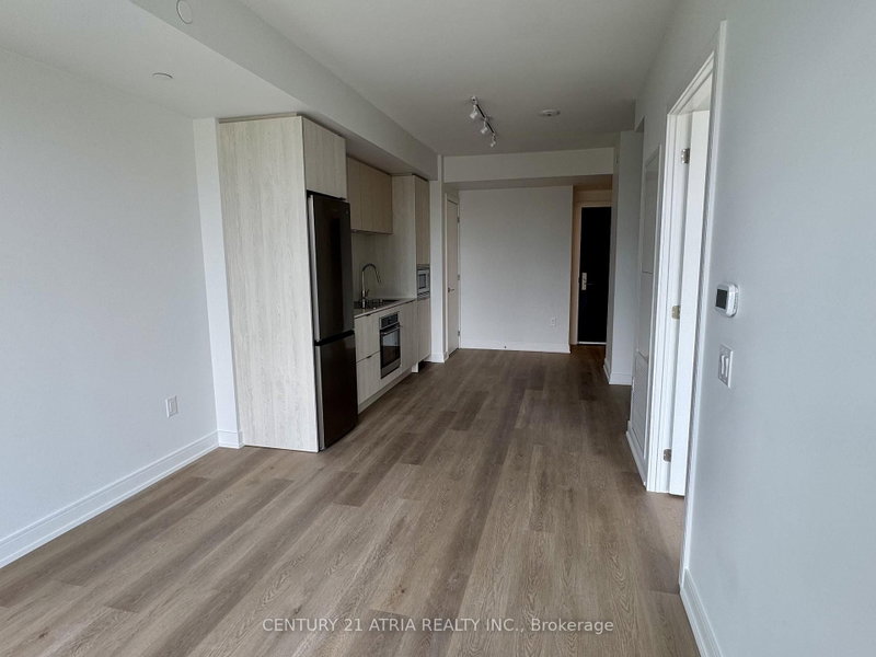 920 - 3009 Novar Road W