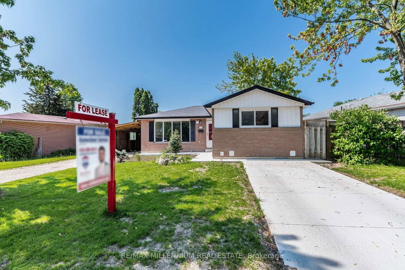 156 Folkstone Crescent