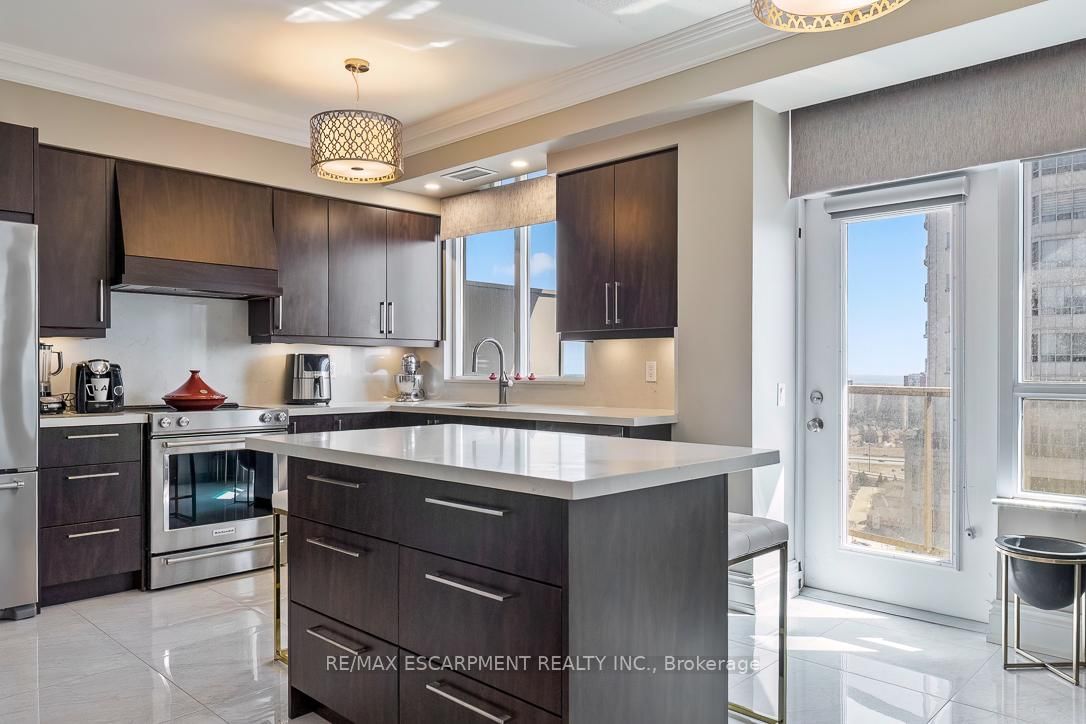 35 Kingsbridge Garden Circle • #2706 • Mississauga, ON photo 19