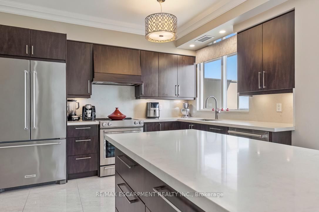 35 Kingsbridge Garden Circle • #2706 • Mississauga, ON photo 20