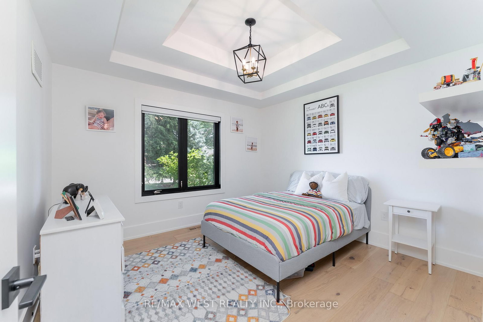 92 Warwood Road • Toronto, ON photo 11