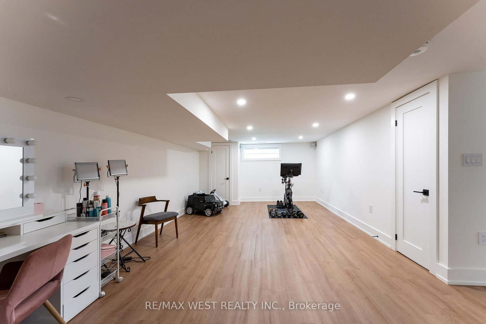 92 Warwood Road • Toronto, ON photo 23