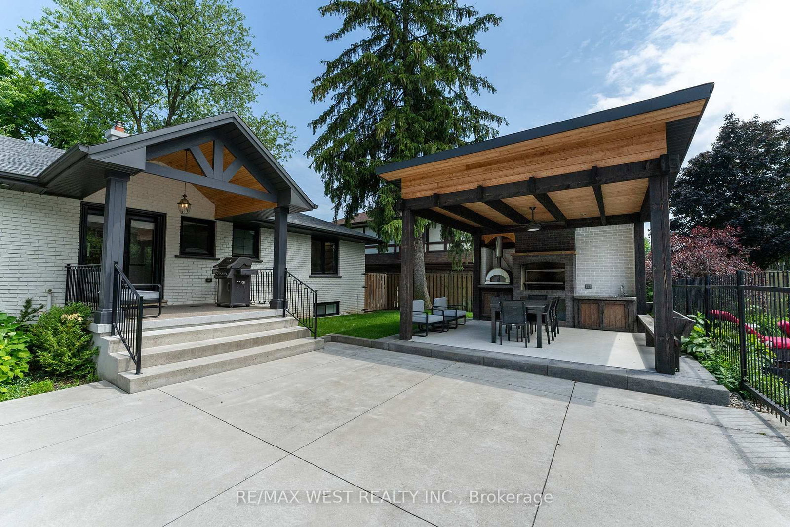 92 Warwood Road • Toronto, ON photo 29