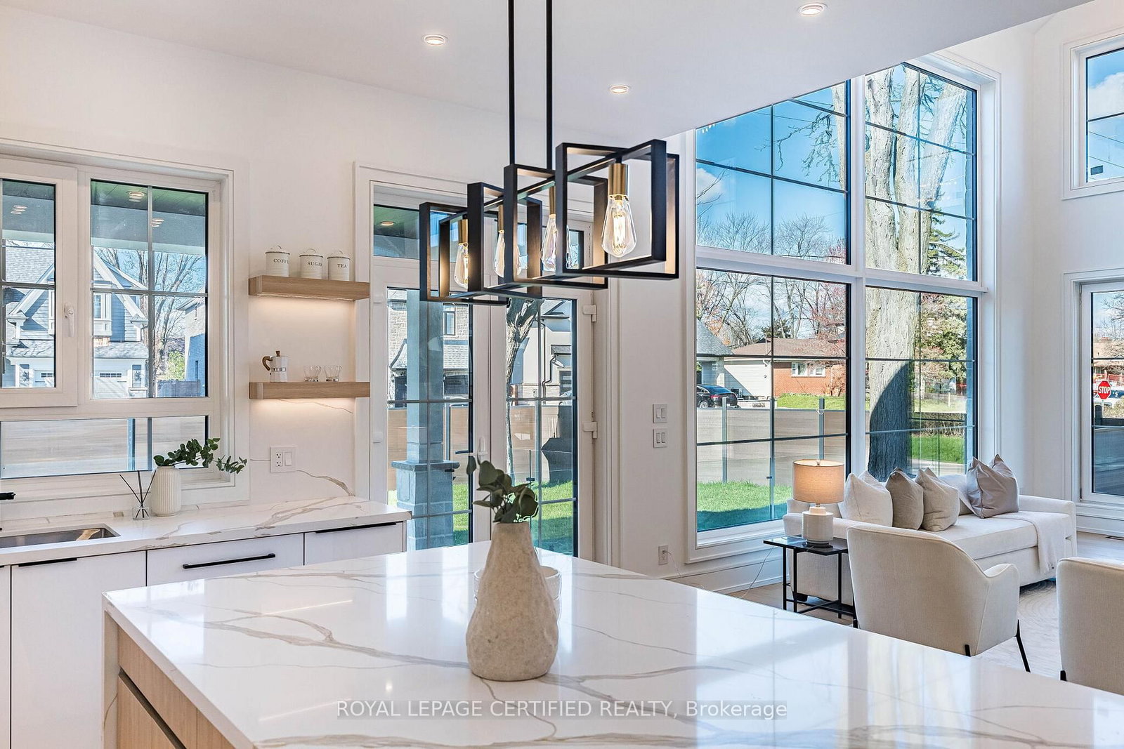 1404 Waverly Avenue SW • Oakville, ON photo 22