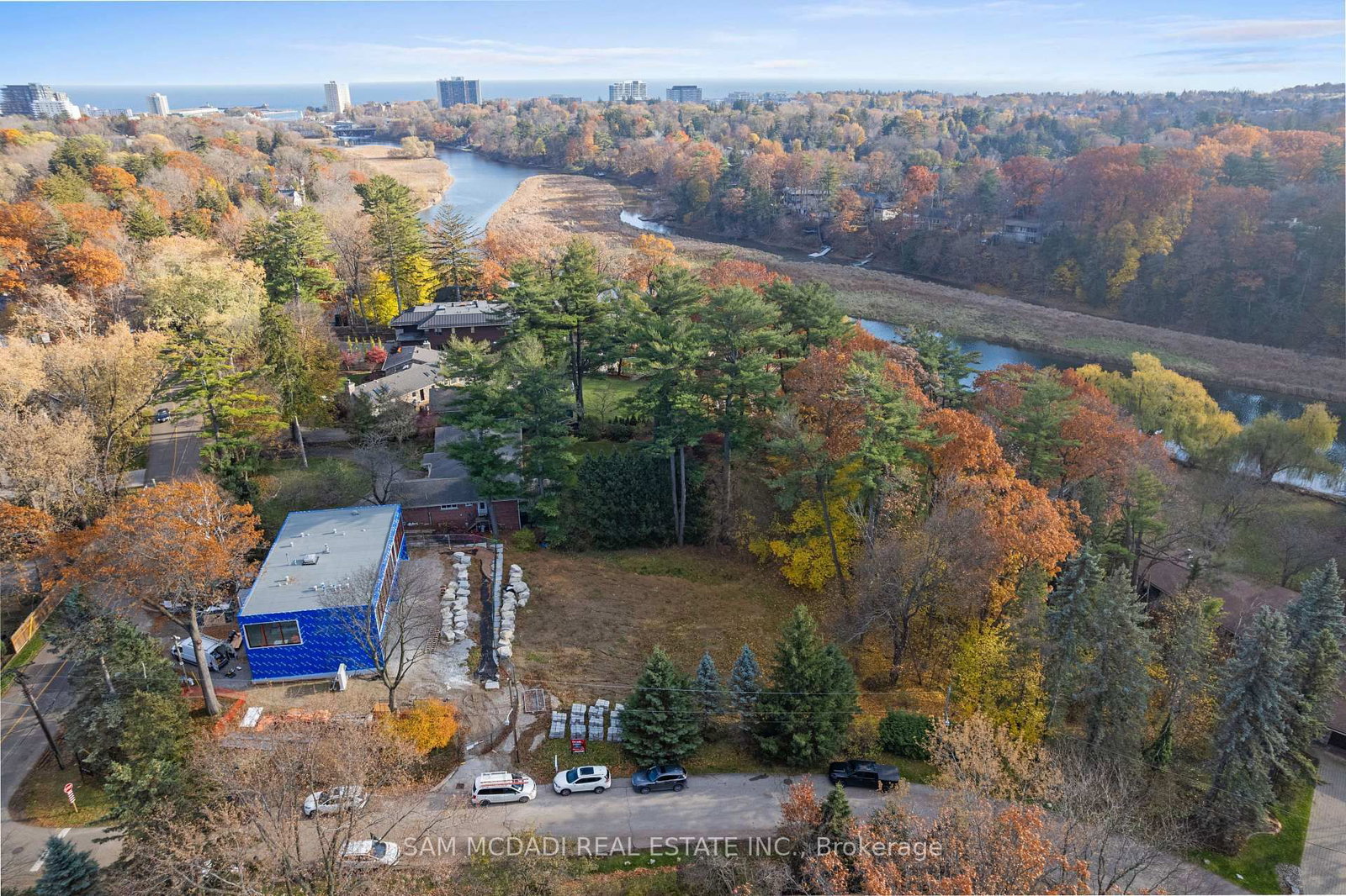 1470 Pinetree Crescent • Mississauga, ON photo 22