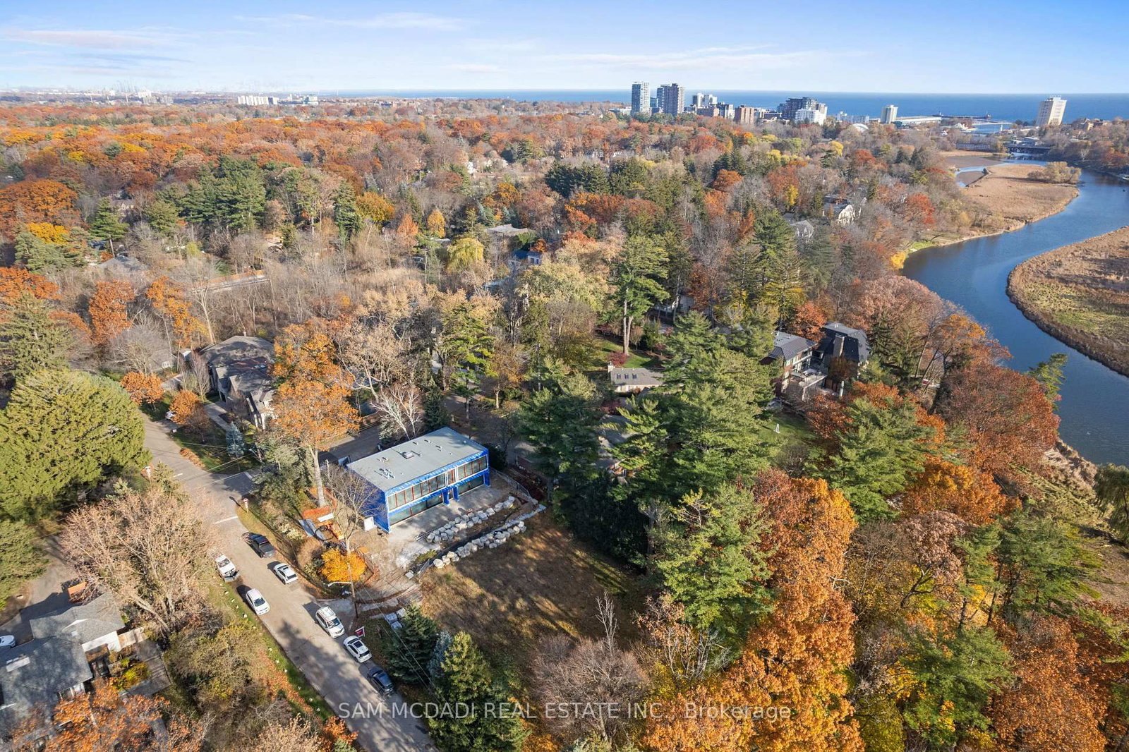 1470 Pinetree Crescent • Mississauga, ON photo 23