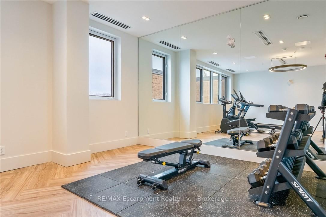 123 Maurice Drive • #201 • Oakville, ON photo 23