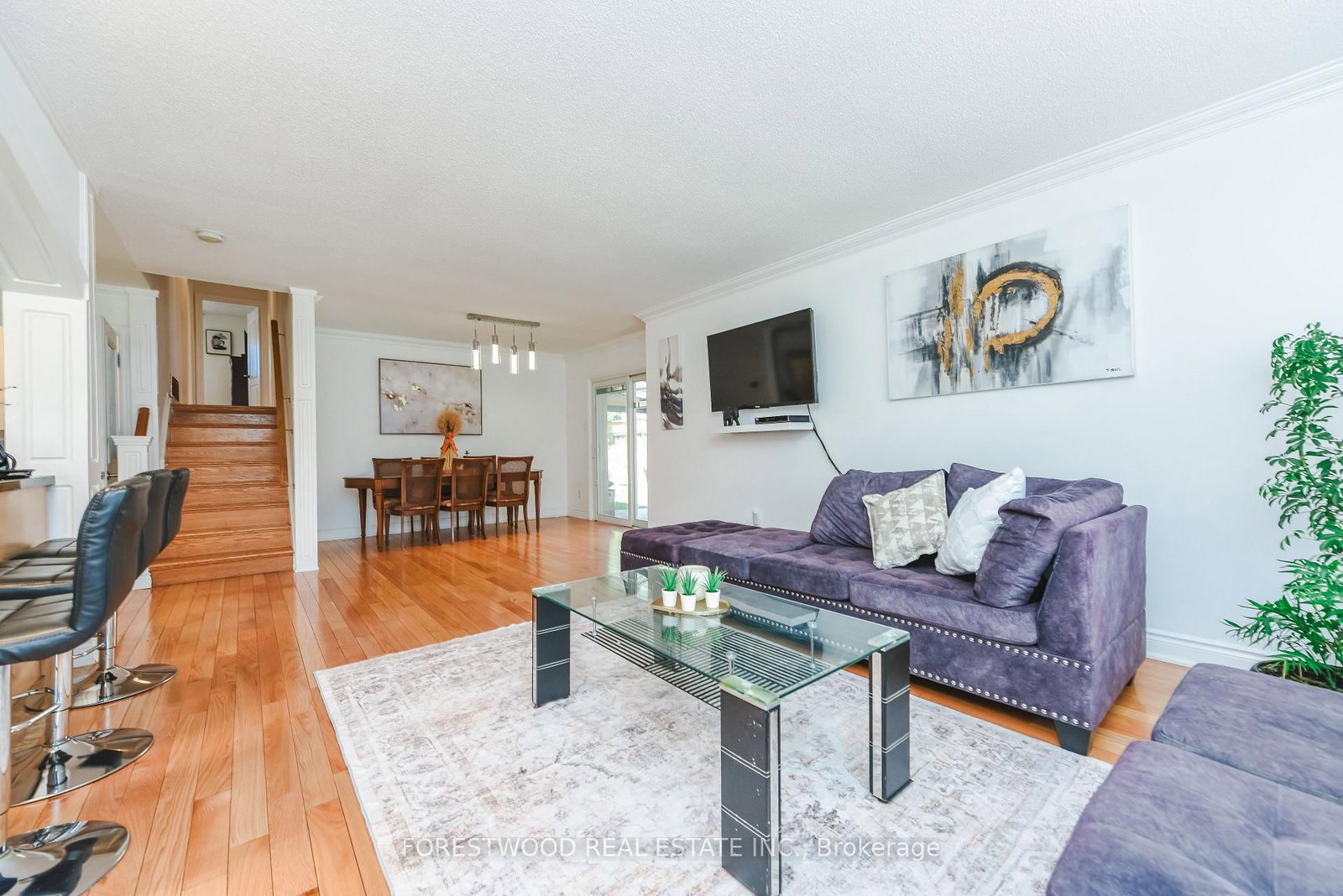 571 Silver Creek Boulevard • Mississauga, ON photo 11