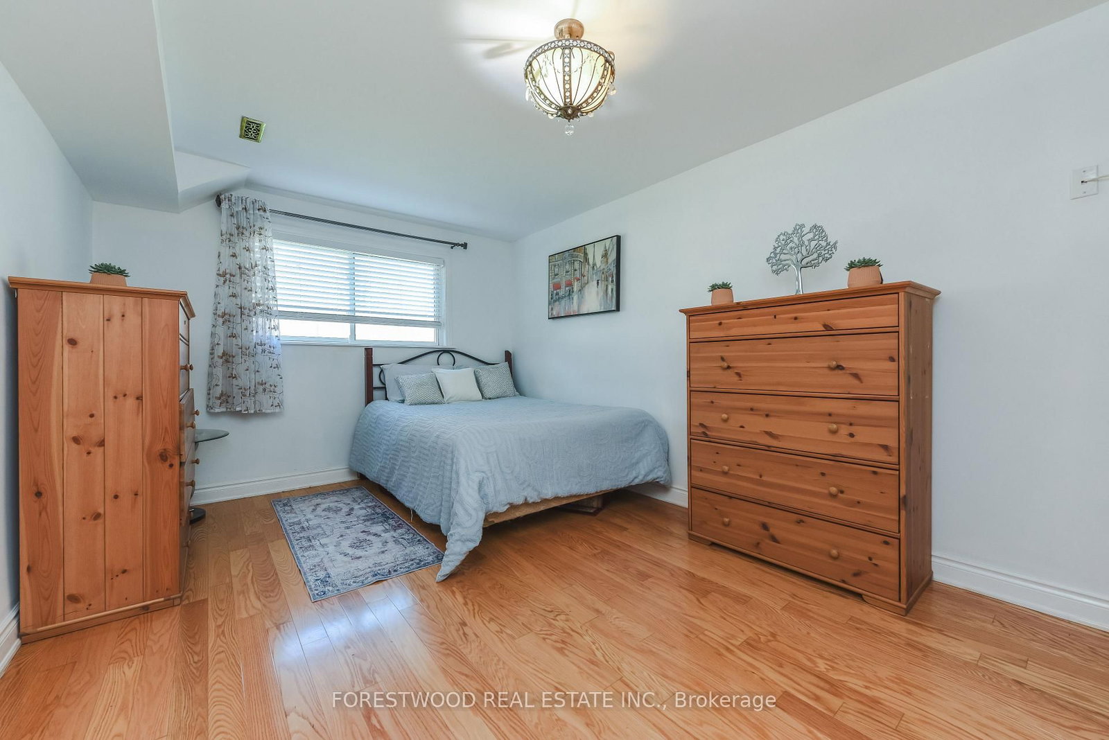 571 Silver Creek Boulevard • Mississauga, ON photo 29