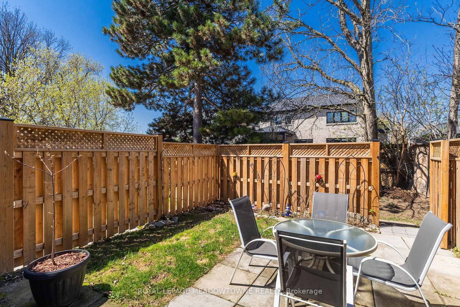 235 Bronte Street • #43 • Milton, ON photo 27