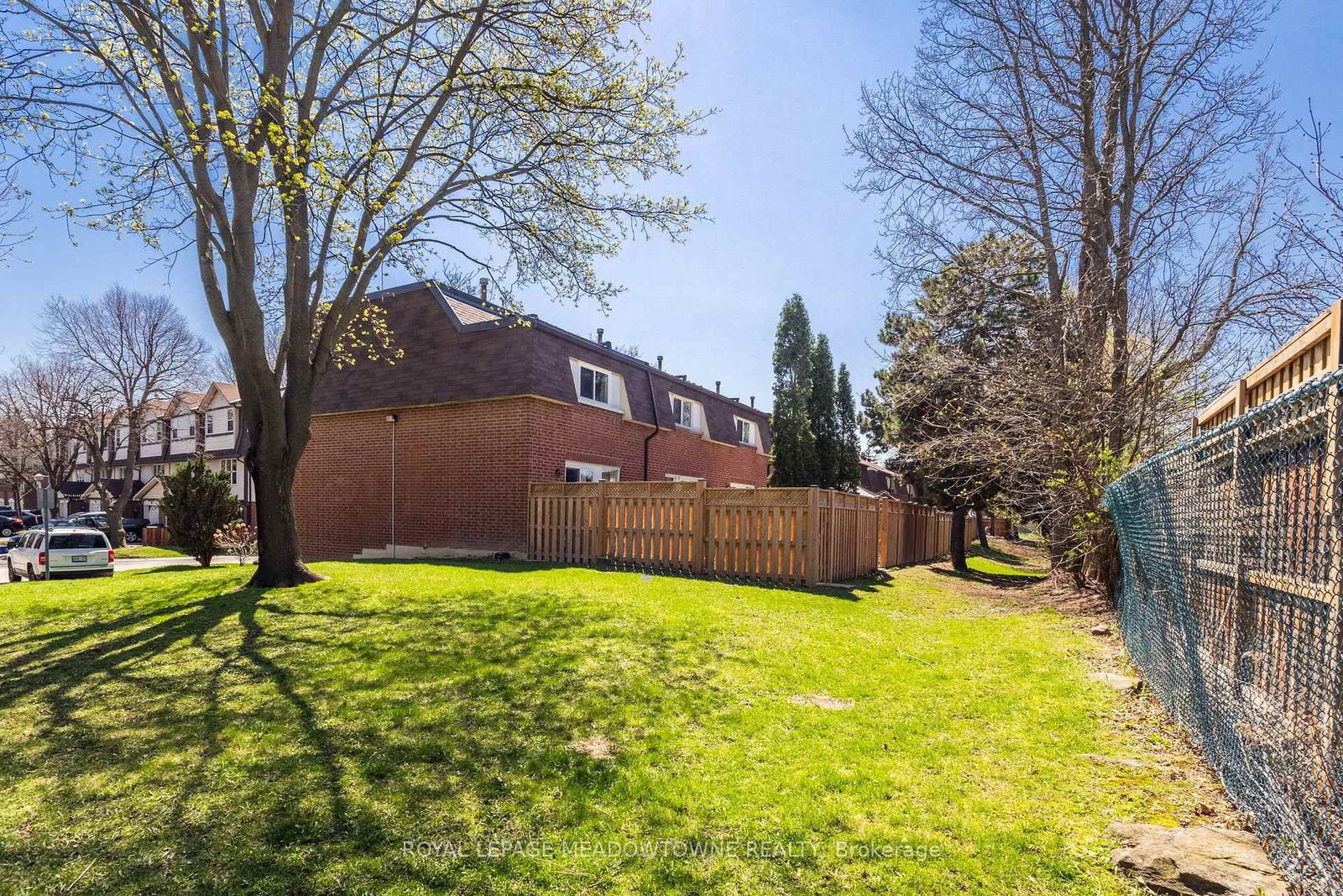 235 Bronte Street • #43 • Milton, ON photo 35