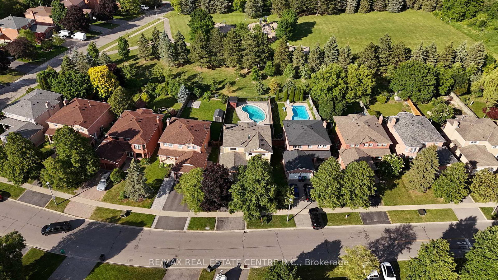 23 Deer Valley Drive • Caledon, ON photo 1