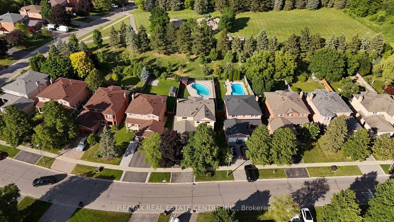 23 Deer Valley Drive