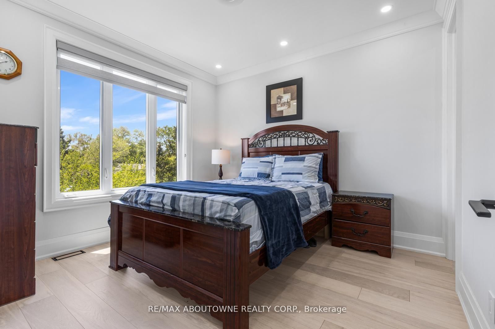 455 Samford Place • Oakville, ON photo 35