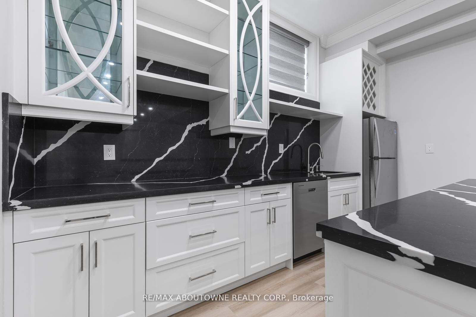 455 Samford Place • Oakville, ON photo 43