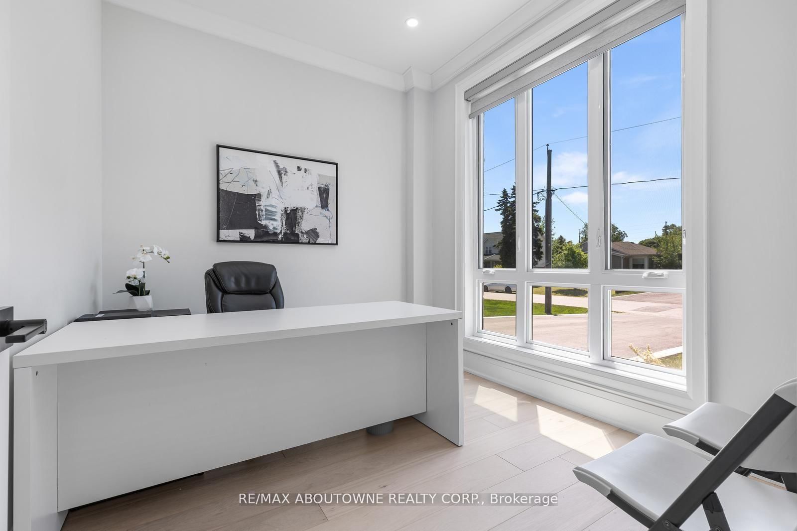 455 Samford Place • Oakville, ON photo 6