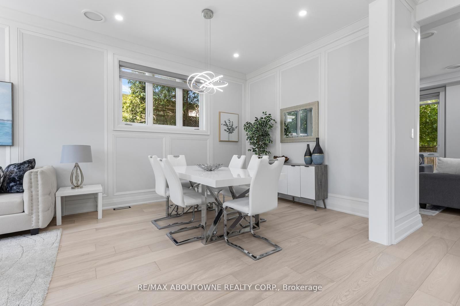 455 Samford Place • Oakville, ON photo 9