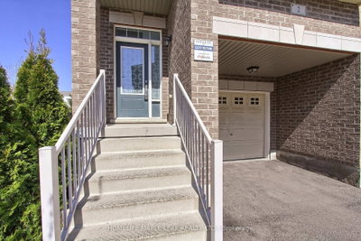2 Cedarland Road E • Brampton, ON photo 2