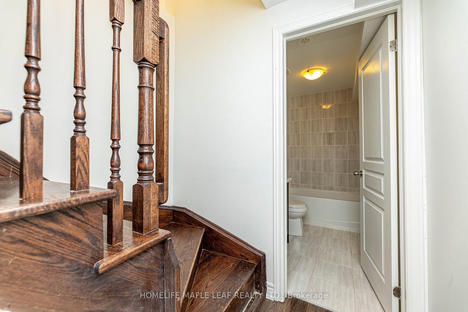 2 Cedarland Road E • Brampton, ON photo 32