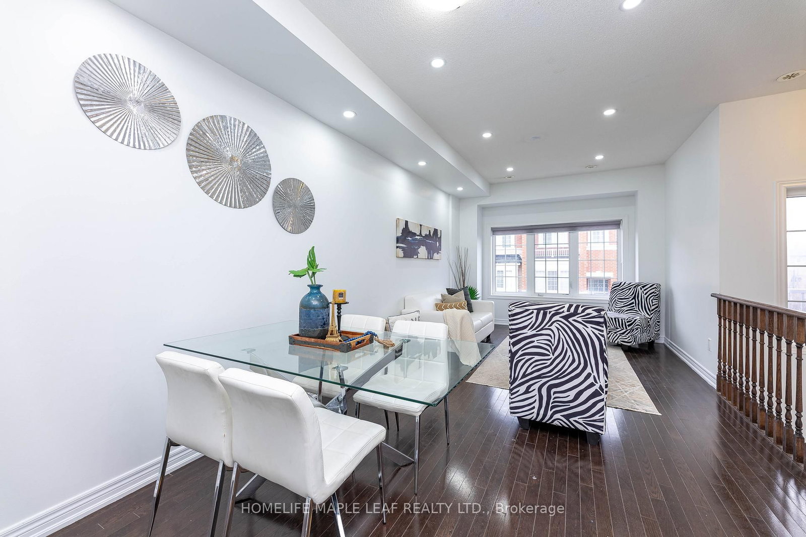 2 Cedarland Road E • Brampton, ON photo 4