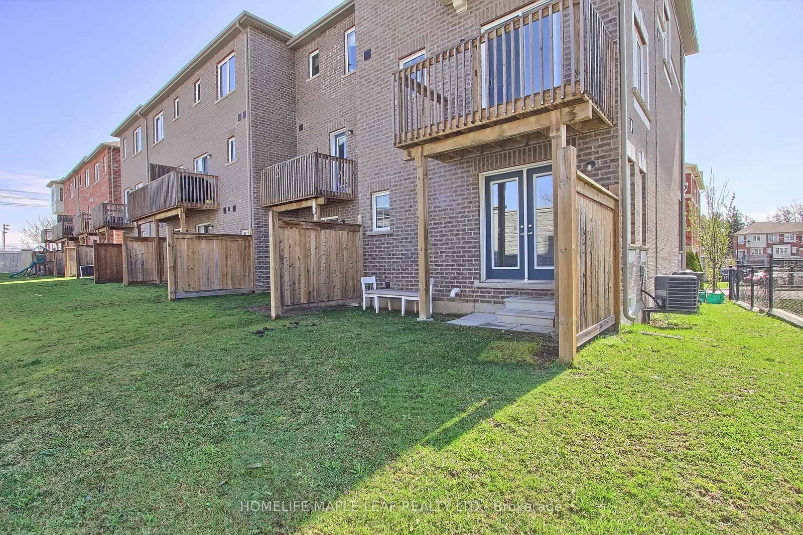 2 Cedarland Road E • Brampton, ON photo 42