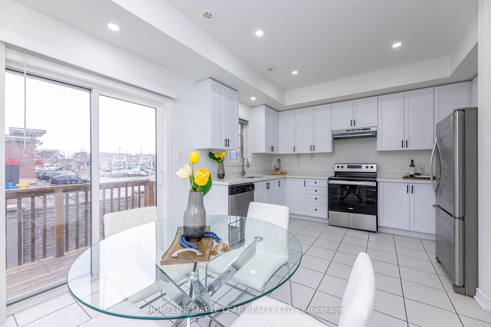 2 Cedarland Road E • Brampton, ON photo 8