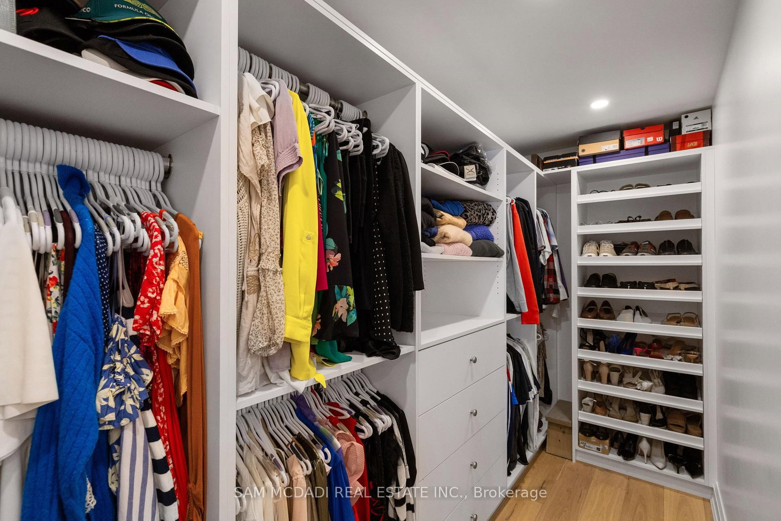 4 Iroquois Avenue • Mississauga, ON photo 22