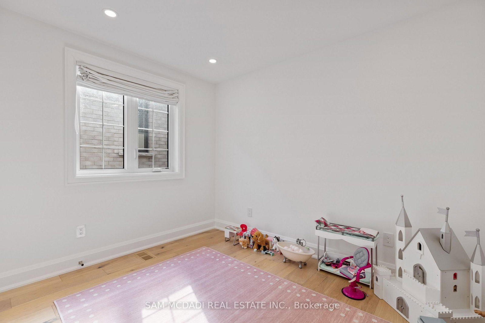 4 Iroquois Avenue • Mississauga, ON photo 27