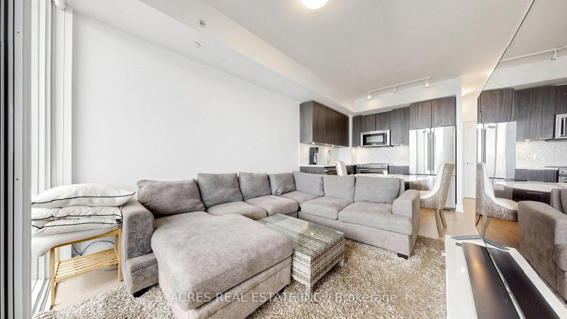 30 SHORE BREEZE Dr photo 5