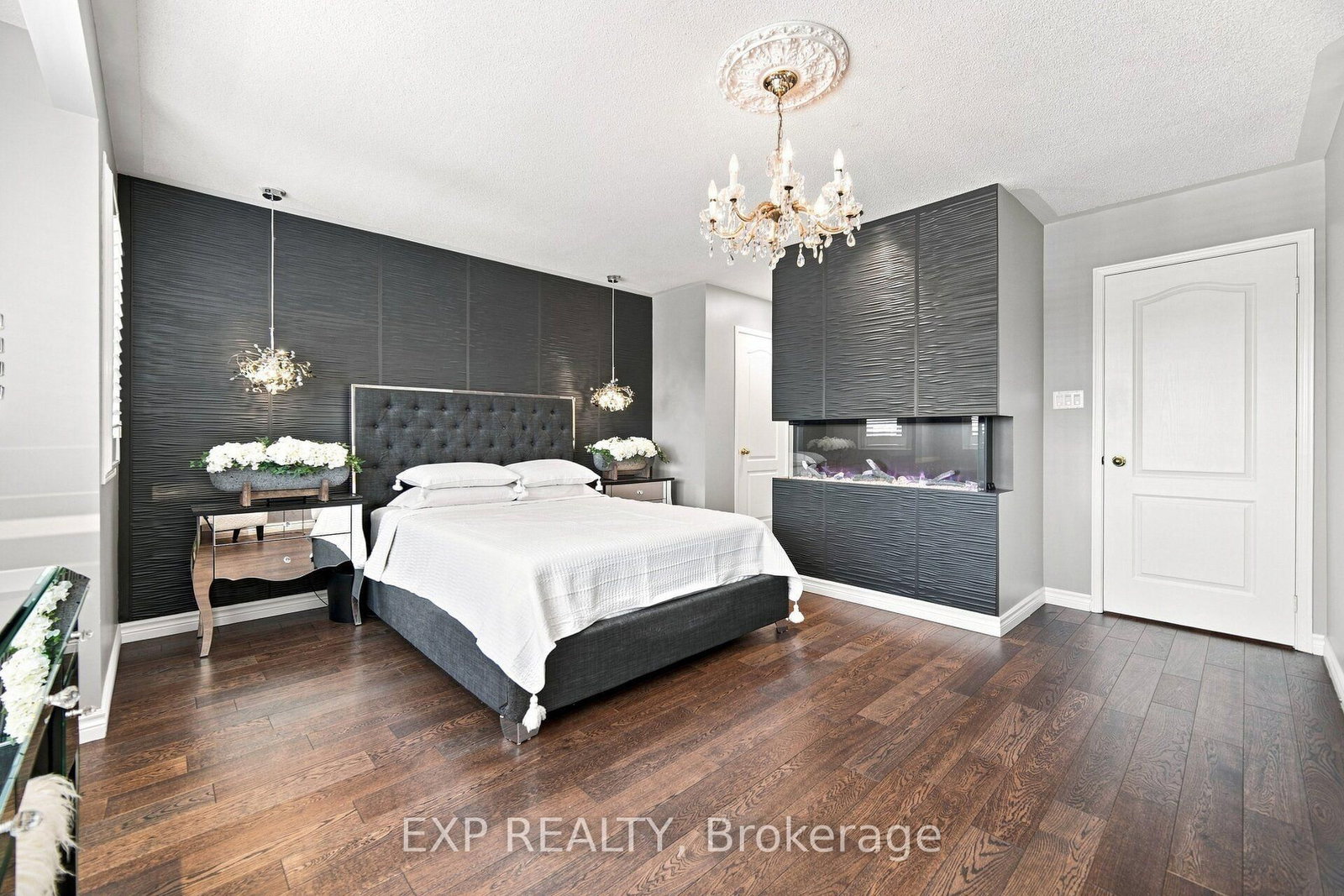 5911 Greensboro Drive • Mississauga, ON photo 32