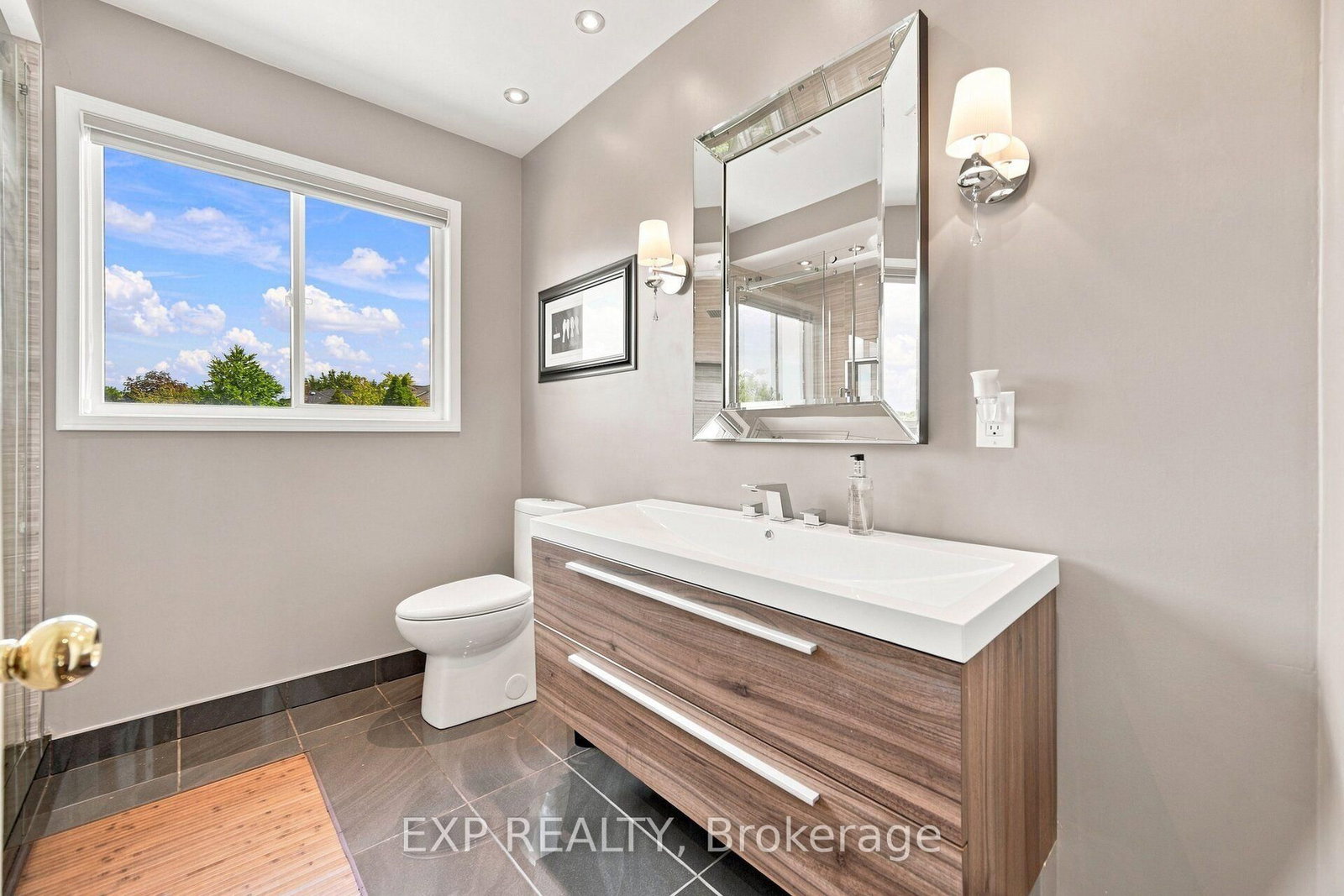 5911 Greensboro Drive • Mississauga, ON photo 41